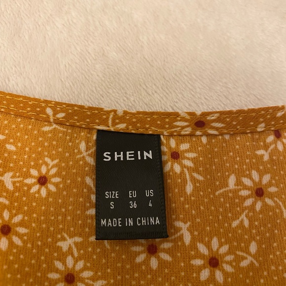 Shein Floral Blouse - Picture 3 of 4